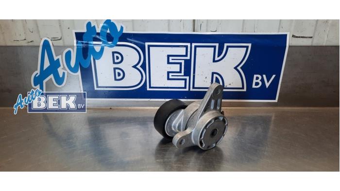 Gebruikte Spanrol Multiriem Volkswagen Golf VII (AUA) 2.0 TDI 16V Prijs € 27,00 Margeregeling aangeboden door Auto Bek