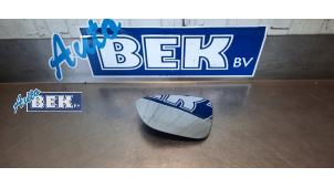 Gebruikte Spiegelglas links Volkswagen Beetle (16AB) Prijs op aanvraag aangeboden door Auto Bek