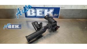 Gebruikte Thermostaathuis Volkswagen Caddy Alltrack 2.0 TDI 102 Prijs € 45,00 Margeregeling aangeboden door Auto Bek