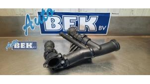 Gebruikte Thermostaathuis Volkswagen Caddy IV 2.0 TDI 102 Prijs € 34,95 Margeregeling aangeboden door Auto Bek