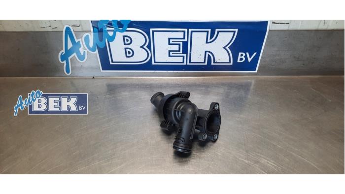 Gebruikte Thermostaathuis Volkswagen Polo V (6R) 1.4 TDI 12V 75 Prijs € 30,00 Margeregeling aangeboden door Auto Bek