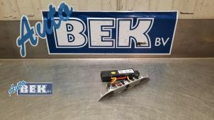 Gebruikte Alarm sensor Volkswagen Touran (5T1) 2.0 TDI 110 Prijs € 59,95 Margeregeling aangeboden door Auto Bek