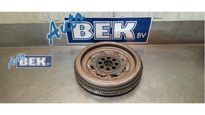 Gebruikte Vliegwiel dubbele massa Audi A3 (8P1) 1.8 16V TFSI Prijs € 99,00 Margeregeling aangeboden door Auto Bek