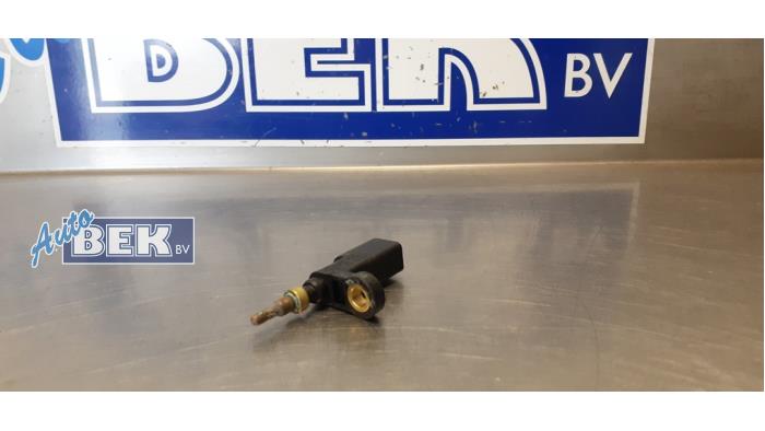 Gebruikte Sensor radiateurtemperatuur Volkswagen Golf VII Variant (AUVV) 1.4 TSI BlueMotion Technology 125 16V Prijs € 15,00 Margeregeling aangeboden door Auto Bek