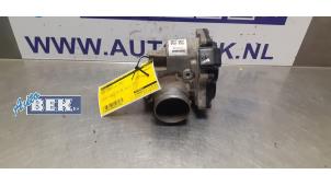 Gebruikte Gasklephuis Opel Vivaro 2.0 CDTI 16V Prijs € 55,00 Margeregeling aangeboden door Auto Bek