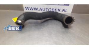 Gebruikte Intercooler Slang Audi A4 Avant (B8) 1.8 TFSI 16V Prijs € 29,99 Margeregeling aangeboden door Auto Bek