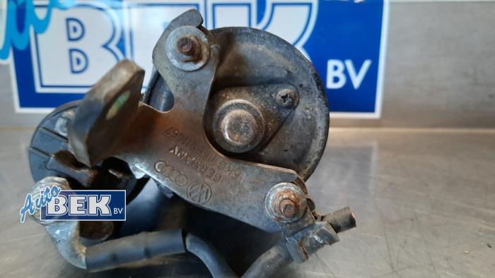 Gebruikte Startmotor Audi A4 Avant (B6) 2.0 20V Prijs € 15,00 Margeregeling aangeboden door Auto Bek