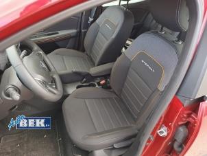Gebruikte Stoel airbag (zitplaats) Dacia Sandero III 1.0 TCe 90 12V Prijs € 125,00 Margeregeling aangeboden door Auto Bek