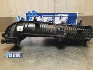 Gebruikte Spruitstuk Inlaat BMW 4 serie Gran Coupe (F36) 418i 1.5 TwinPower Turbo 12V Prijs € 90,00 Margeregeling aangeboden door Auto Bek