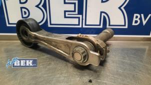 Gebruikte Spanner multiriem Peugeot 308 (4A/C) 1.6 16V THP 150 Prijs € 25,00 Margeregeling aangeboden door Auto Bek