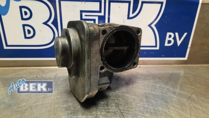 Gebruikte Gasklephuis Opel Astra J Sports Tourer (PD8/PE8/PF8) 1.7 CDTi 16V Prijs € 25,00 Margeregeling aangeboden door Auto Bek