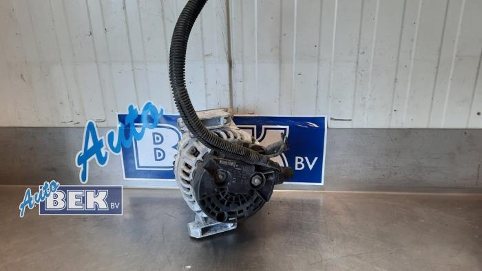 Gebruikte Dynamo Opel Zafira (M75) 2.2 16V Direct Ecotec Prijs € 35,00 Margeregeling aangeboden door Auto Bek