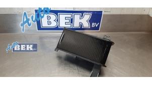 Gebruikte Bekerhouder Jaguar XE 2.0 250 Turbo 16V Prijs € 45,00 Margeregeling aangeboden door Auto Bek