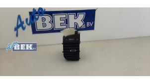 Gebruikte Luchtrooster Dashboard Dodge 1500 Crew Cab (DS) 3.0 V6 Diesel 4x4 Prijs € 25,00 Margeregeling aangeboden door Auto Bek