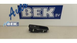 Gebruikte Raam schakelaar elektrisch Dodge 1500 Crew Cab (DS) 3.0 V6 Diesel 4x4 Prijs € 29,99 Margeregeling aangeboden door Auto Bek