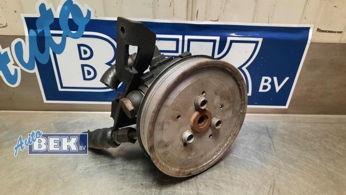 Stuurbekrachtiging Pomp van een Audi A6 (C6) 2.4 V6 24V 2004