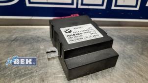 Gebruikte Module Comfort BMW 3 serie (E90) 325i 24V Prijs € 25,00 Margeregeling aangeboden door Auto Bek