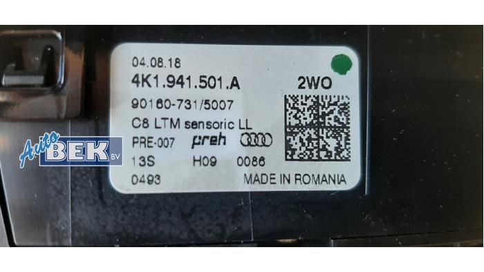 Computer Verlichting van een Audi Q8 (4MN) 3.0 V6 24V 50 TDI Mild Hybrid Quattro 2018