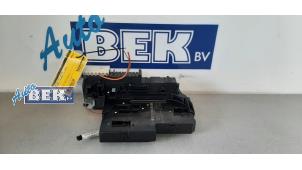 Gebruikte Computer Body Control Mercedes C Estate (S204) 2.2 C-200 CDI 16V BlueEFFICIENCY Prijs € 50,00 Margeregeling aangeboden door Auto Bek