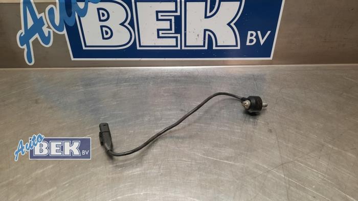 Pingelsensor van een Mercedes-Benz B (W246) 1.6 B-200 BlueEFFICIENCY Turbo 16V 2016