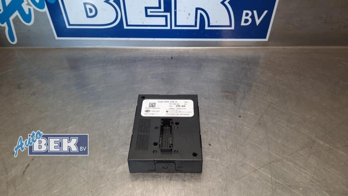 Gebruikte Computer Diversen Skoda Octavia Combi (5EAC) 2.0 TDI RS 16V Prijs € 30,00 Margeregeling aangeboden door Auto Bek