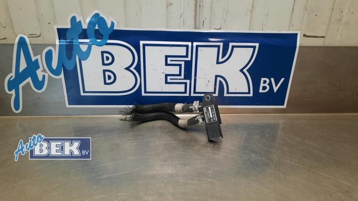Gebruikte Brandstofdruk sensor Opel Combo 1.3 CDTI 16V ecoFlex Prijs € 20,00 Margeregeling aangeboden door Auto Bek