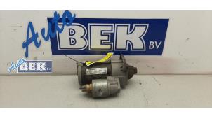 Gebruikte Startmotor Renault Clio IV (5R) 1.5 Energy dCi 90 FAP Prijs € 50,00 Margeregeling aangeboden door Auto Bek