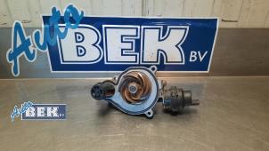 Gebruikte Waterpomp BMW 4 serie Gran Coupe (F36) 418i 1.5 TwinPower Turbo 12V Prijs € 40,00 Margeregeling aangeboden door Auto Bek