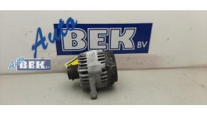 Gebruikte Dynamo Toyota Auris (E15) 1.6 Dual VVT-i 16V Prijs € 40,00 Margeregeling aangeboden door Auto Bek