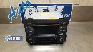 Gebruikte Radio/CD Speler (diversen) Hyundai i40 CW (VFC) 1.7 CRDi 16V Prijs op aanvraag aangeboden door Auto Bek