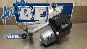 Gebruikte Ruitenwissermotor voor Peugeot 5008 I (0A/0E) 1.6 THP 16V Prijs € 40,00 Margeregeling aangeboden door Auto Bek