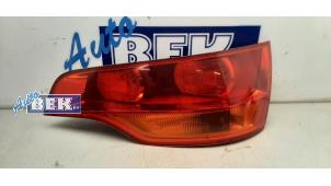 Gebruikte Achterlicht rechts Audi Q7 (4LB) 4.2 FSI V8 32V Prijs € 120,00 Margeregeling aangeboden door Auto Bek