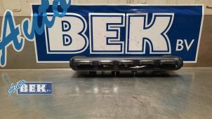 Gebruikte Schakelaar Mistlamp Alfa Romeo Giulietta (940) 1.4 TB 16V Prijs € 50,00 Margeregeling aangeboden door Auto Bek