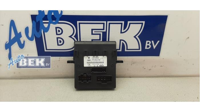 Gebruikte Computer boord Audi Q7 (4LB) 4.2 FSI V8 32V Prijs € 60,00 Margeregeling aangeboden door Auto Bek