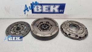 Gebruikte Dubbele massa vliegwiel Fiat Talento 2.0 EcoJet BiTurbo 120 Prijs € 300,00 Margeregeling aangeboden door Auto Bek