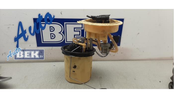 Gebruikte Tank element Pomp Audi A6 (C7) 3.0 TDI V6 24V Quattro Prijs € 50,00 Margeregeling aangeboden door Auto Bek