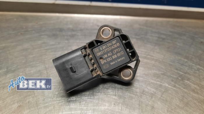 Brandstofdruk sensor van een Volkswagen Caddy Combi III (2KB,2KJ) 1.2 TSI 2015