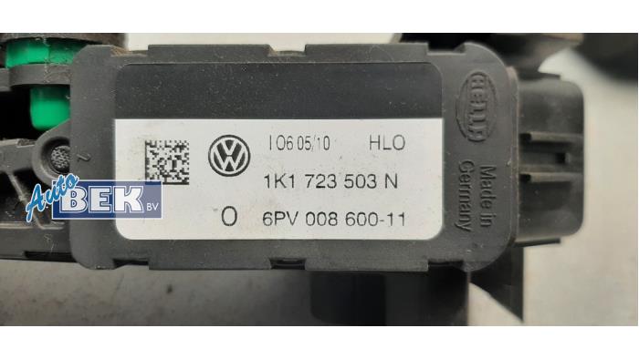 Gaspedaal van een Volkswagen Golf VI (5K1) 2.0 TSI R 16V 4Motion 2012