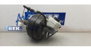 Gebruikte Rembekrachtiger BMW 1 serie (F20) 120i 1.6 16V Prijs € 60,00 Margeregeling aangeboden door Auto Bek