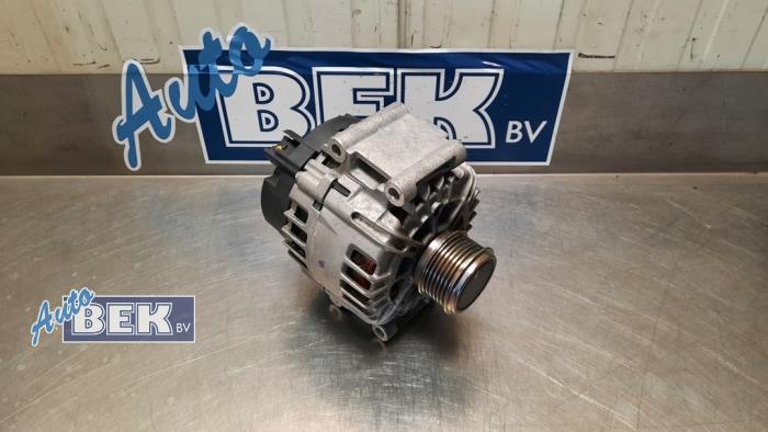 Gebruikte Dynamo Volkswagen Golf VII (AUA) 2.0 GTI 16V Prijs € 99,95 Margeregeling aangeboden door Auto Bek