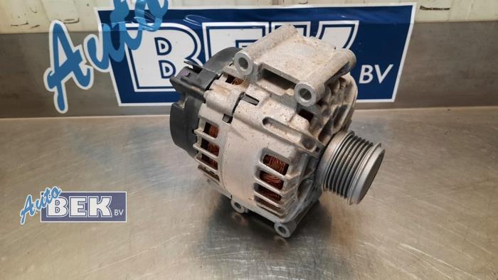 Gebruikte Dynamo Volkswagen Passat Variant (3G5) 2.0 TSI 16V 4Motion Prijs € 74,00 Margeregeling aangeboden door Auto Bek