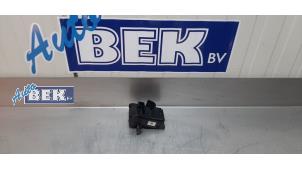 Gebruikte Computer Diversen Ford Transit Custom 2.0 TDCi 16V Eco Blue 105 Prijs € 65,00 Margeregeling aangeboden door Auto Bek