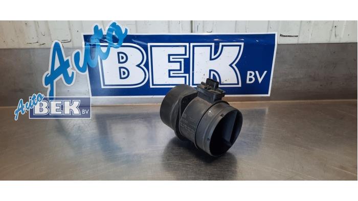 Gebruikte Luchtmassameter Volkswagen Caddy IV 2.0 TDI 102 Prijs € 25,00 Margeregeling aangeboden door Auto Bek