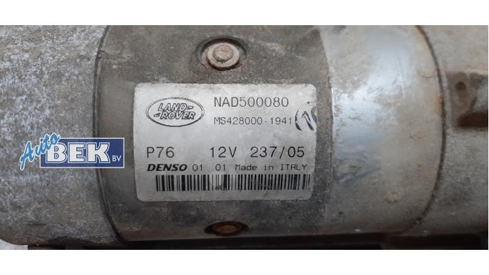 Startmotor van een Land Rover Discovery III (LAA/TAA) 2.7 TD V6 2005
