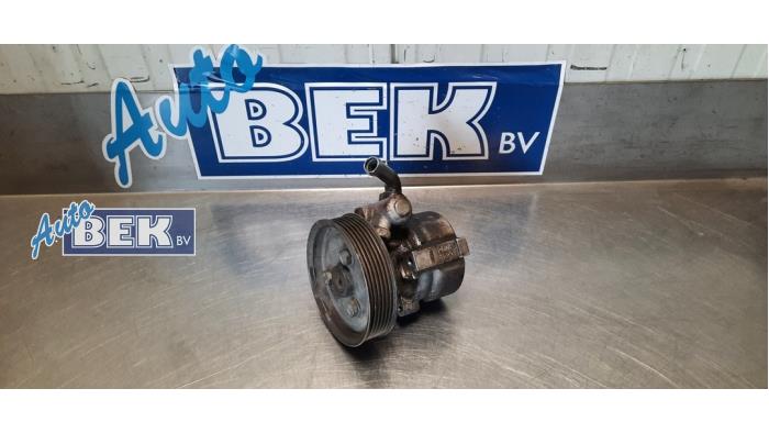 Gebruikte Servopomp Fiat Doblo Cargo (263) 1.3 MJ 16V DPF Euro 5 Prijs € 35,00 Margeregeling aangeboden door Auto Bek