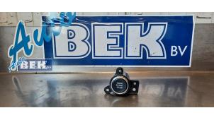 Gebruikte Start/Stop schakelaar Kia Sportage (NQ5) 1.6 T-GDi Hybrid 16V Prijs op aanvraag aangeboden door Auto Bek