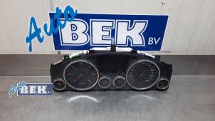 Gebruikte Instrumentenpaneel Volkswagen Touareg (7LA/7L6) 3.0 TDI V6 24V Prijs € 160,00 Margeregeling aangeboden door Auto Bek