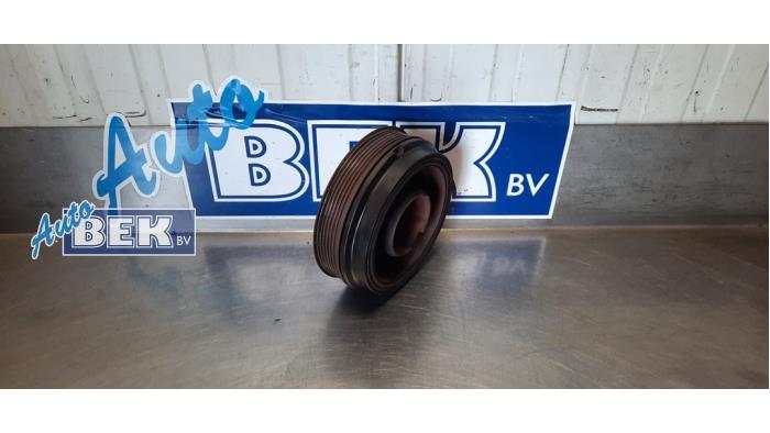 Gebruikte Poelie Krukas BMW 3 serie Touring (F31) 318d 2.0 16V Prijs € 50,00 Margeregeling aangeboden door Auto Bek