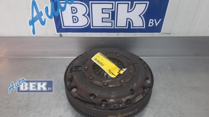 Gebruikte Vliegwiel dubbele massa Alfa Romeo Brera (939) 1.75 TBi 16V Prijs op aanvraag aangeboden door Auto Bek