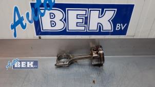 Gebruikte Zuiger Volkswagen Golf VII (AUA) 2.0 GTI 16V Performance Package Prijs € 99,00 Margeregeling aangeboden door Auto Bek